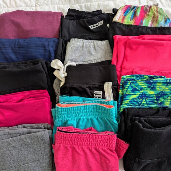 Girls Activewear Spring Summer Clothing Bundle Lot Tops Capris Shorts Size 7 8 - Picture 1 of 16